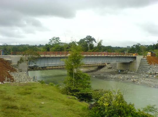Construcción de Puentes