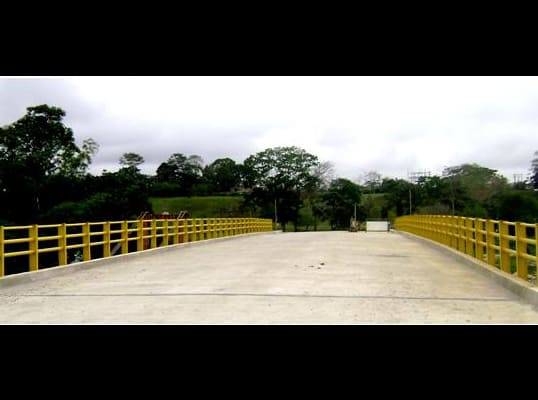 Construcción de Puentes